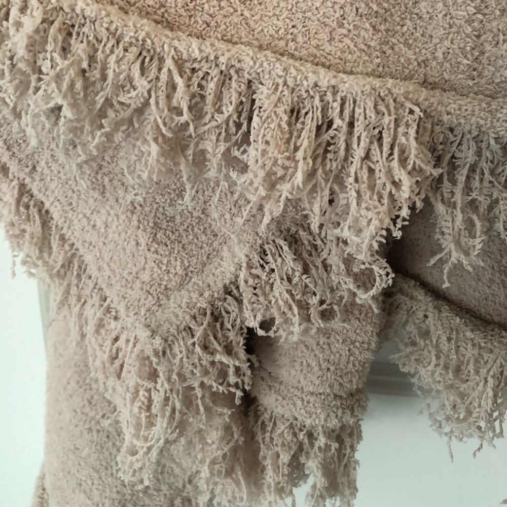 Barefoot Dreams Cozy Chic Fringe Poncho Shawl Beige - Picture 8 of 10